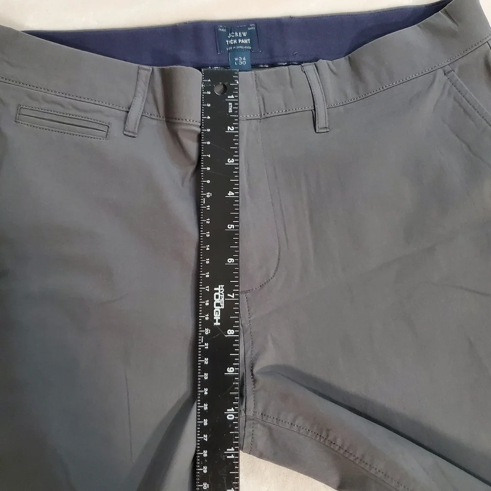 J. Crew Tech Pant 484 Slim Size 34x30. Gray Color.  SKU# A-64